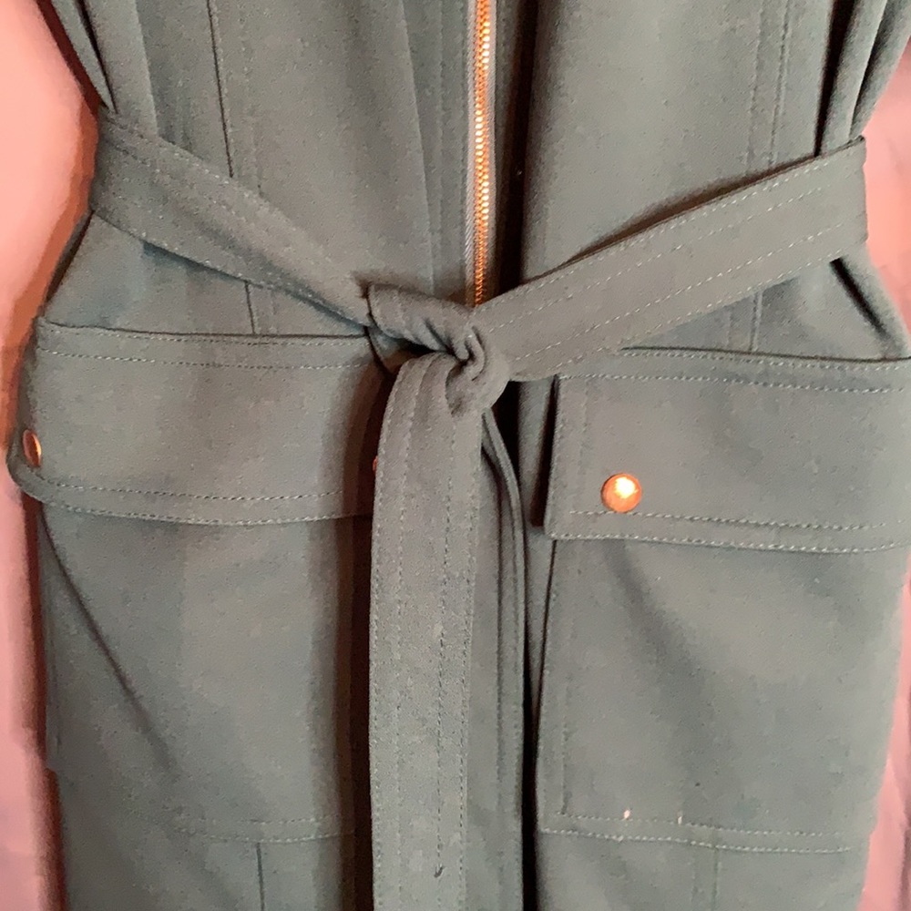 Never worn. - Picture 2 of 6